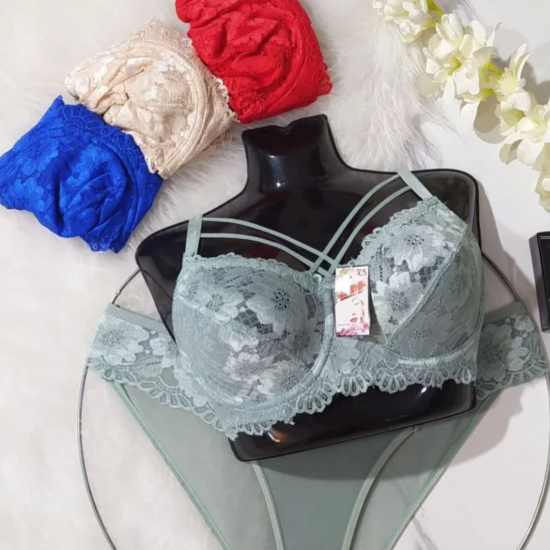 سوتین دانتل هارنس دار کاپ B